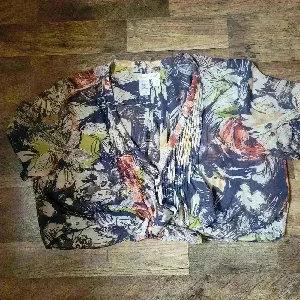 100% Silk Coldwater Creek Floral Wrap Top Blouse Size XL